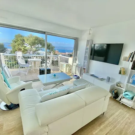Les Jardins Du Port Piscine Face شقة